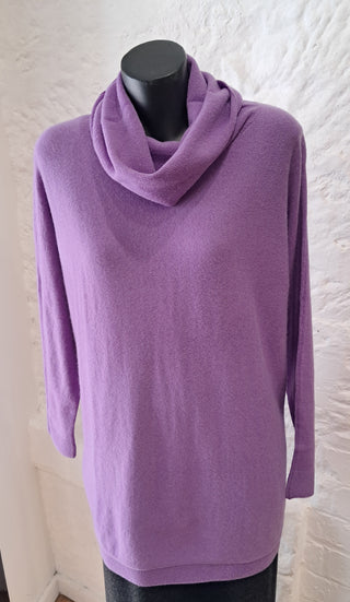 Cashmere/Wool Drop Neck Jumper