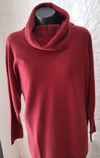 Cashmere/Wool Drop Neck Jumper