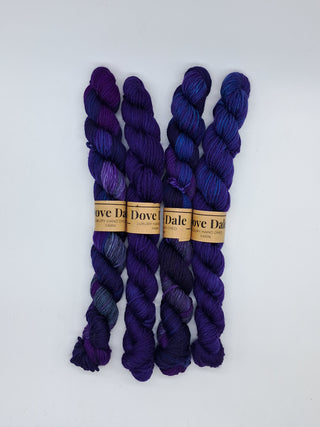 Dove Dale 4ply Sock Minis