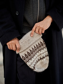Foundations: 20 Knitted Accessories