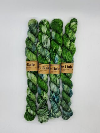 Dove Dale 4ply Sock Minis