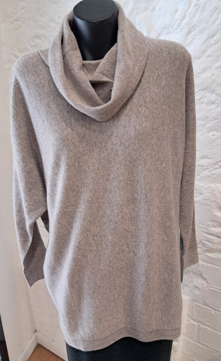 Cashmere/Wool Drop Neck Jumper