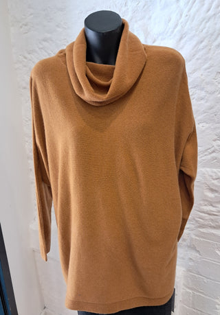 Cashmere/Wool Drop Neck Jumper