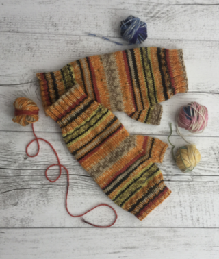 Aosta Fingerless Mitts Pattern CY043