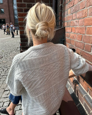 Storm Sweater T0261